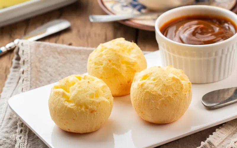 5 lanches proteicos com o pão de queijo Protein+